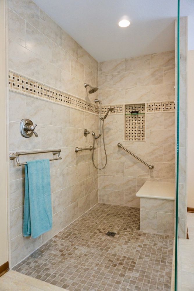 Traditional Curbless Shower with Grab Bars
